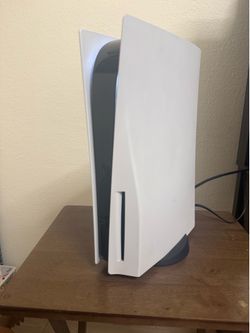Ps5 with two controllers