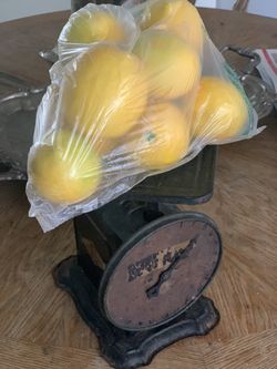 Organic lemons
