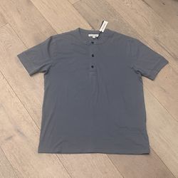 🆕 Banana Republic Henley T-Shirt