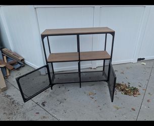 TV/ Nightstand