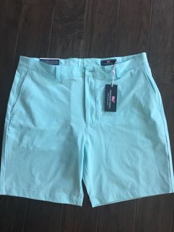 Brand new Vineyard man shorts