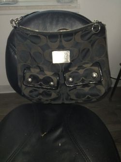COACH PURSE  (REAL)