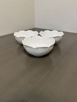 Princess white ceramic soup bowls