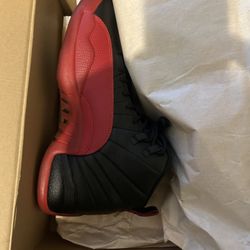 Air Jordan Retro 12 Sz 9.5