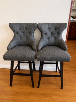 Set of barstools