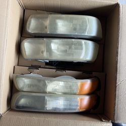 2001 Chevy Silverado Head Lights 
