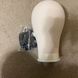 Mannequin Head 
