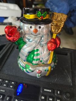 Snow man music box