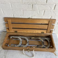 Eddie Bauer steel horseshoe set