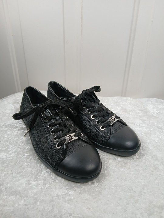 Michael Kors Leather Sneaker