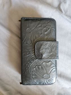 Black women's leather wallet