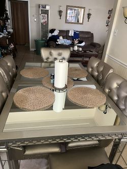 Extendable Mirror Dinning Table
