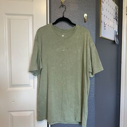 Nike Shirt The Nike Tee Loose Fit Medium