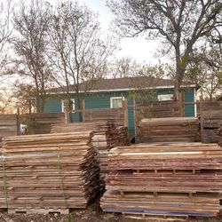Quality Reclaimed Cedar Fence Pickets Multiple Sizes Contractor Pricing