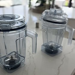 Vitamix blender containers 