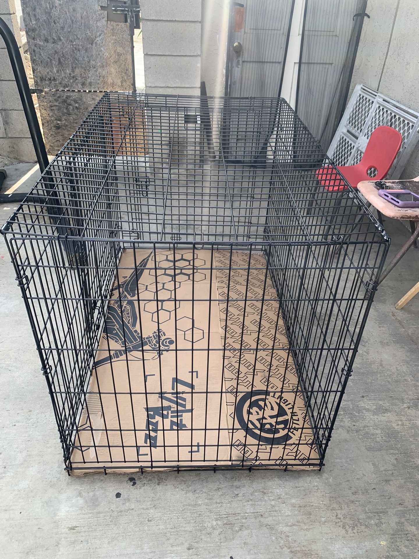 48X30X32 Extra Large Dog Crate Missing The Bottom Plastic Tray