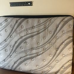 Queen Mattress 