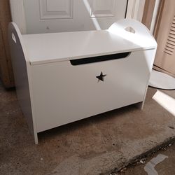 Beautiful kids wooden toys organizer.
Measurement: 18.5 height.   24 width x 16. 
Only 59