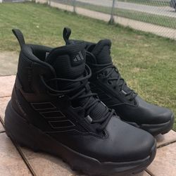 Adidas Terrex Anylander Waterproof Hiking Boots – Size 7.5 US