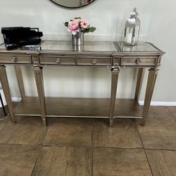 Regal Console Table 
