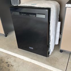Maytag Dishwasher Excellent Condition