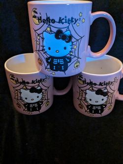 Hello Kitty Halloween 🎃 Mugs 