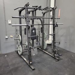 SMITH MACHINE/ PULLEY SYSTEM/ ADJUSTABLE MULTI USE BENCH/ WEIGHTS/ BARBELL/ GYM EQUIPMENT/ FREE DELIVERY 🚚