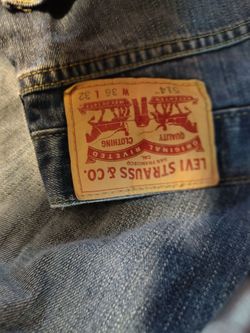 Levi's 514 red tag R jeans 36X32 relaxed fit