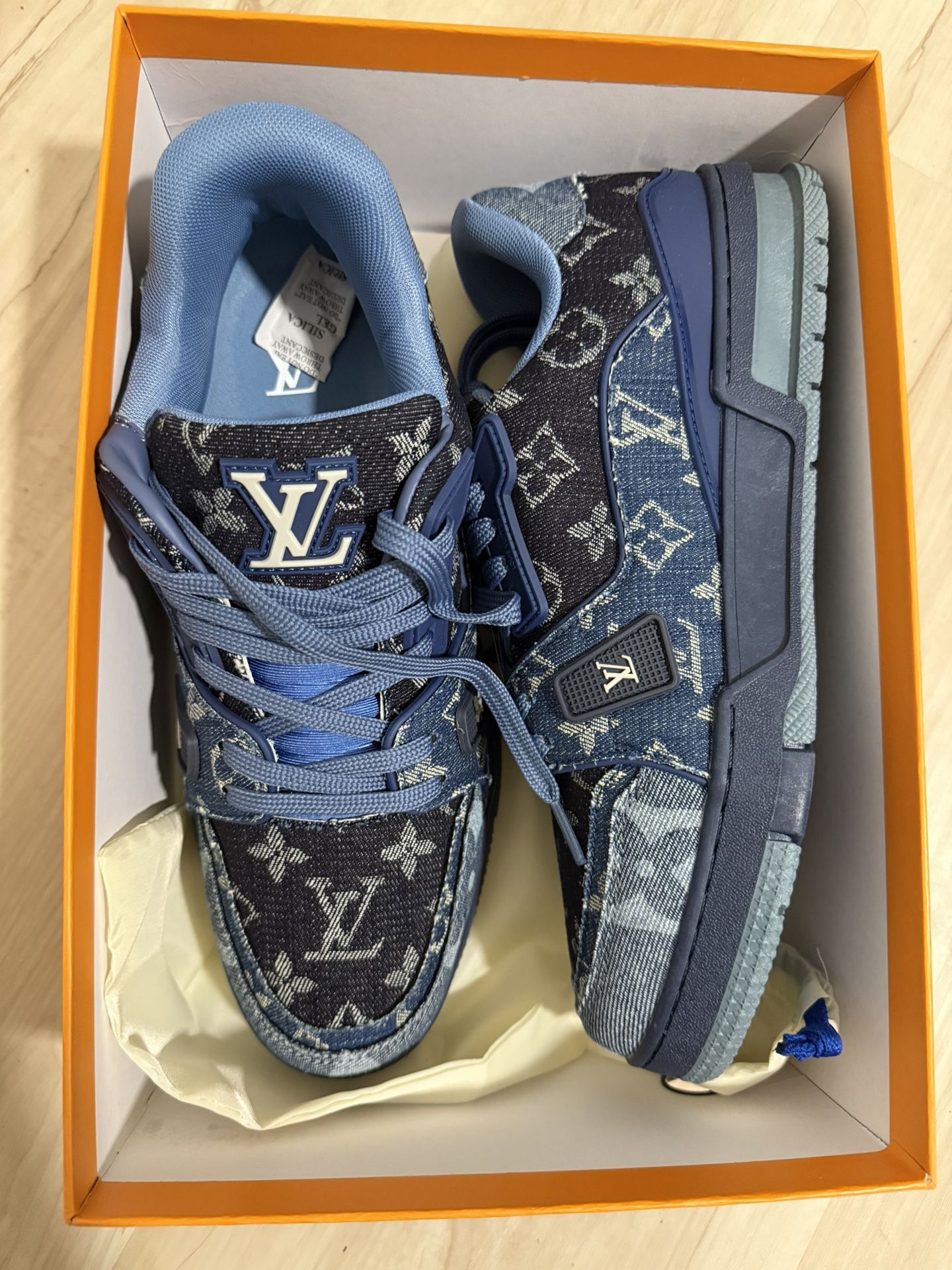 LOUIS VUITTON LV TRAINER BLUE