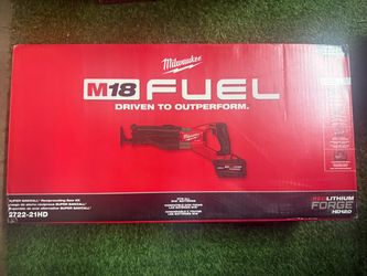 Milwaukee M18 FUEL Super Sawzall Reciprocating Saw Kit