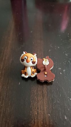 Raja button earrings