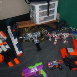 Nerf Guns 