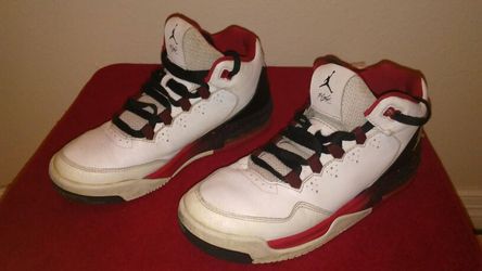 Boys Jordan siza 7 Good Condition