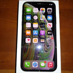 iPhone Xs 64GB Unlocked