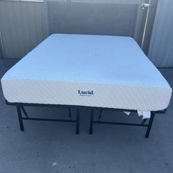 Queen Bed 