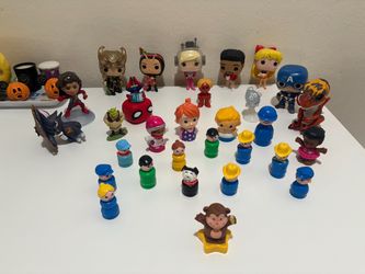 Funko Pop Mantis Christmas Edition.  and other different ones