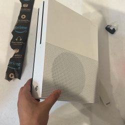 Buy 1 Get 1 Free 200