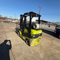  Clark C25C Forklift – Propane – 5,000 lb Capacity – Low Hours 🚜