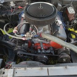 Big BLOCK CHEVY 