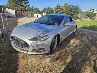 2014 Tesla Model S