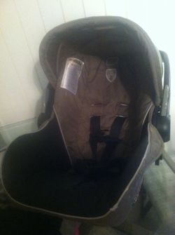 Britax B safe side impact protection