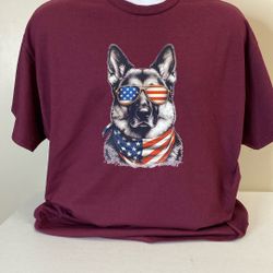 G-Sheperd Design T-shirt,New, Gildan 50/50, Size XL, (item 356)