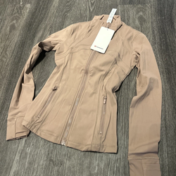 Women’s Lululemon define jacket size 2