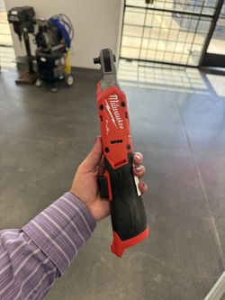 Milwaukee 1/4” Rachet Tool Only