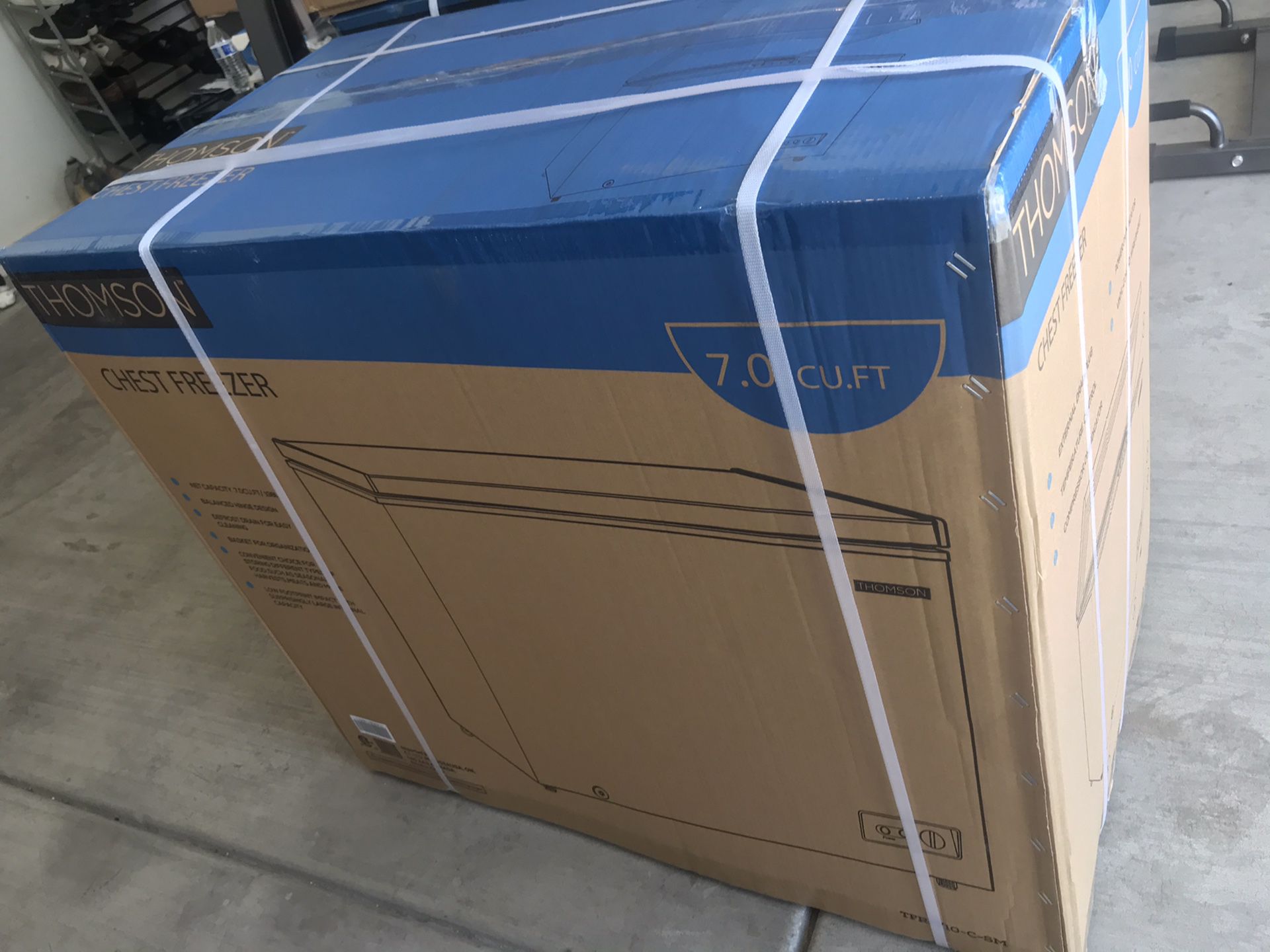Thomson 7.0 cubic feet chest freezer (brand new)