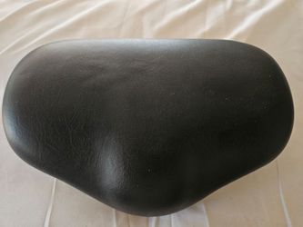 The SEAT noseless bike seat