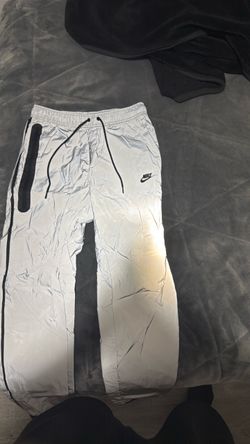 NIKE TECH REFLECTION