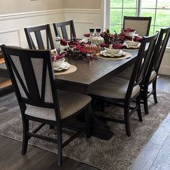 Dining Table Set