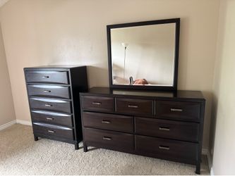 2 piece matching set dressers