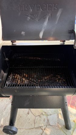 Traeger 22 pro bronze smoker